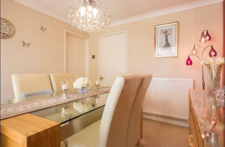Comfy Private Room In Shared House CBG Exterior photo