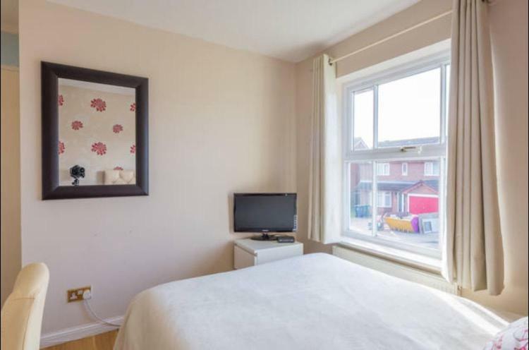 Comfy Private Room In Shared House CBG Exterior photo